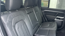 Land Rover Defender 2.0 D240 SE 110 5dr Auto Diesel Estate